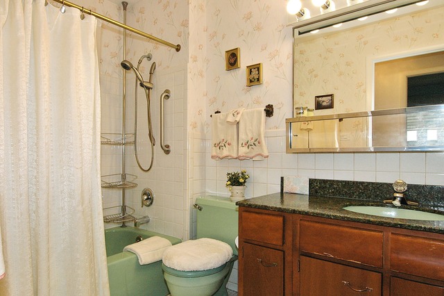 735 Alhambra Ln, Hoffman Estates, IL 60169 photo 13