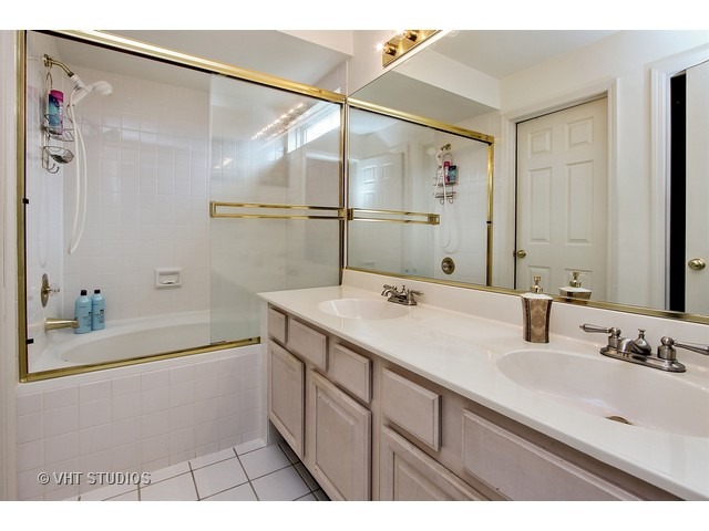 333 Sundance Dr, Bartlett, IL 60103 photo 8