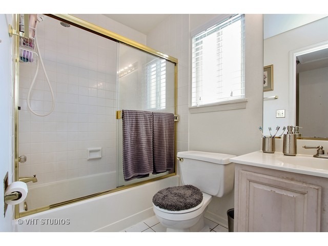 333 Sundance Dr, Bartlett, IL 60103 photo 9