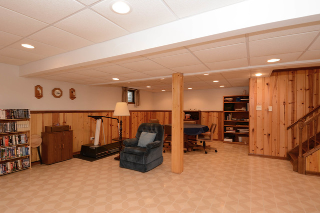 877 Braintree Ln, Bartlett, IL 60103 photo 17