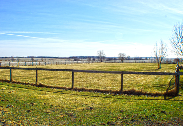 9713 Okeson Rd, Hebron, IL 60034 photo 3