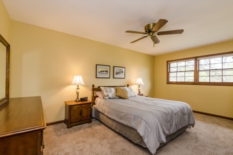 2043 Cromwell Dr, Wheaton, IL 60189 photo 11