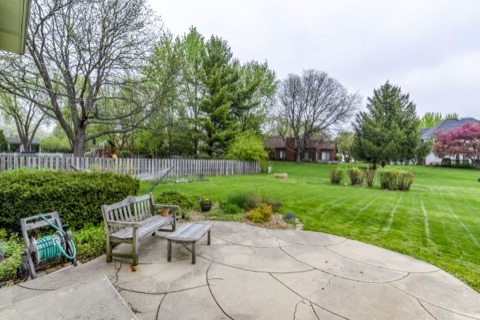 2043 Cromwell Dr, Wheaton, IL 60189 photo 18