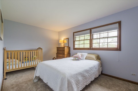 2043 Cromwell Dr, Wheaton, IL 60189 photo 13