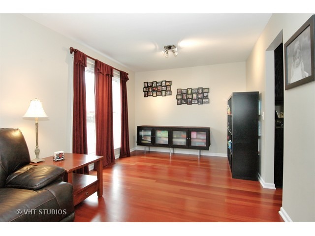 1160 Spring Creek Rd, Elgin, IL 60120 photo 7