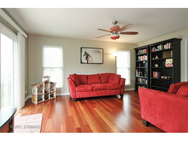 1160 Spring Creek Rd, Elgin, IL 60120 photo 9