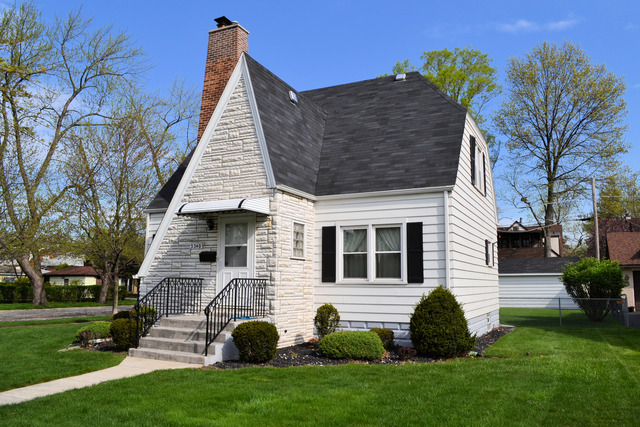 3340 N Schultz Dr, Lansing, IL 60438 photo 2