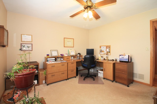 1208 Lynnfield Ln, Bartlett, IL 60103 photo 10