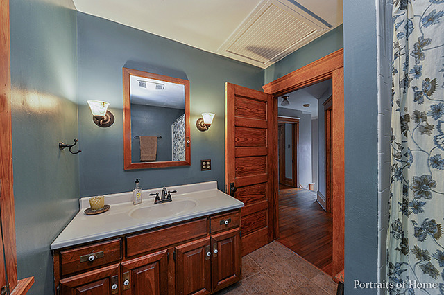 329 Spruce St, Aurora, IL 60506 photo 13