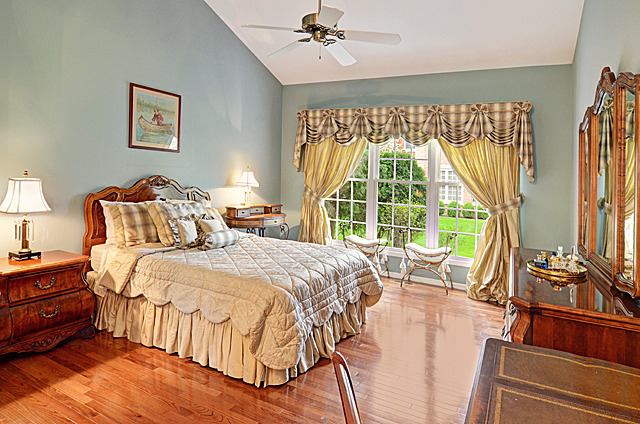 9 E Old Mill Ln, Burr Ridge, IL 60527 photo 11
