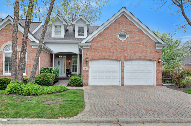 9 E Old Mill Ln, Burr Ridge, IL 60527 photo 1