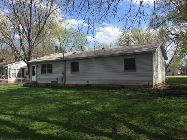 4608 Willow Ln, Mchenry, IL 60050 photo 7