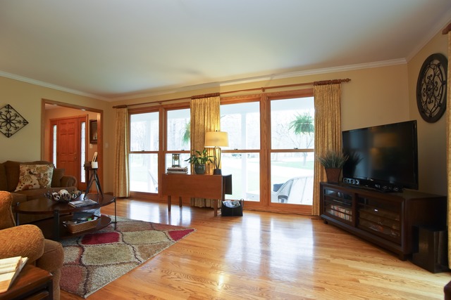 1 Wildwood Rd, Rolling Meadows, IL 60008 photo 5