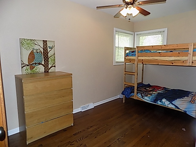 834 N School St, Addison, IL 60101 photo 13