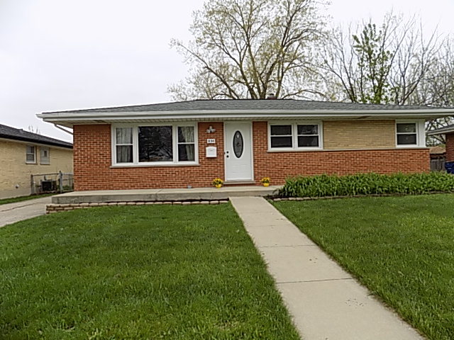 834 N School St, Addison, IL 60101 photo 1
