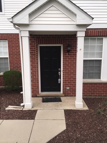2640 Williamsburg Dr, Algonquin, IL 60102 photo 2