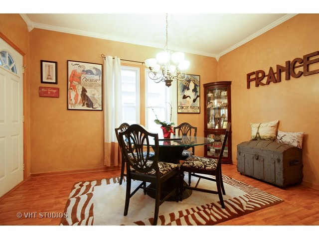 324 Wabash St, Elgin, IL 60123 photo 4