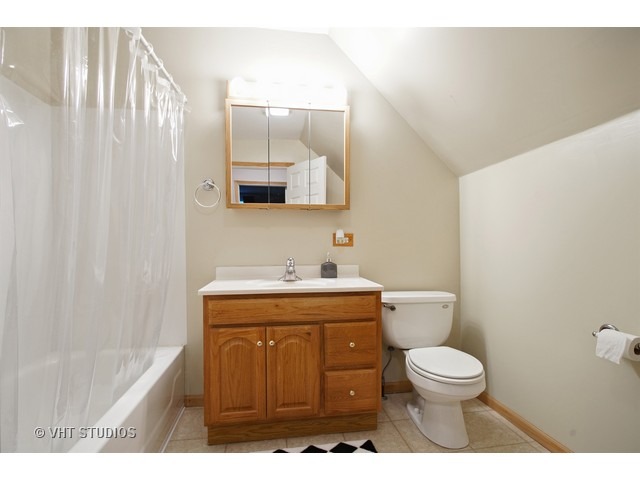324 Wabash St, Elgin, IL 60123 photo 9