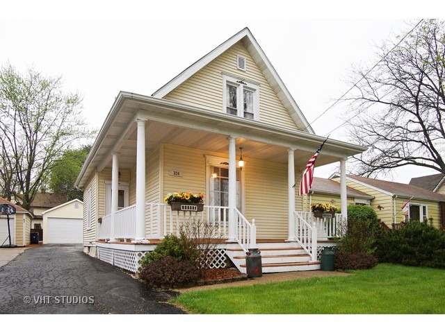 324 Wabash St, Elgin, IL 60123 photo 1