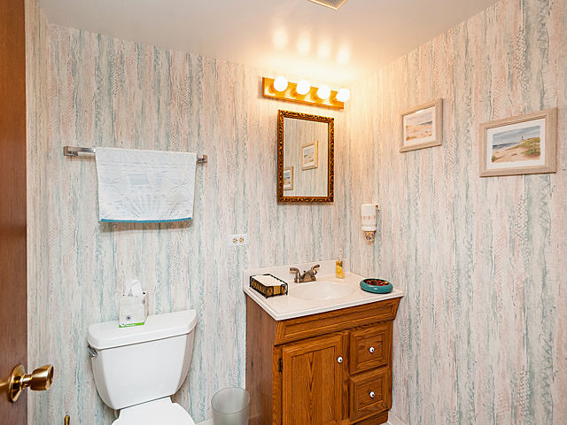 7622 Cherry Tree Ln, Willowbrook, IL 60527 photo 25