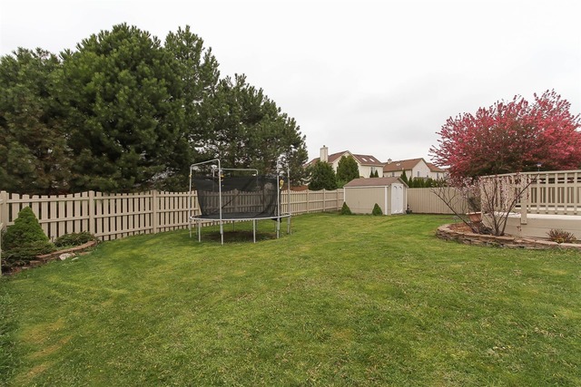 1352 Beacon Ln, Bartlett, IL 60103 photo 25