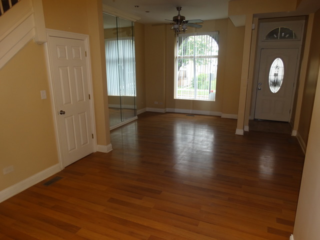 3831 W Flournoy St, Chicago, IL 60624 photo 2