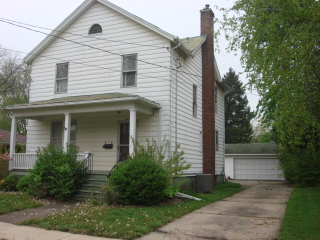 415 4th Ave, Ottawa, IL 61350 photo 2
