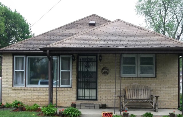 1607 W 9th St, Dixon, IL 61021 photo 1