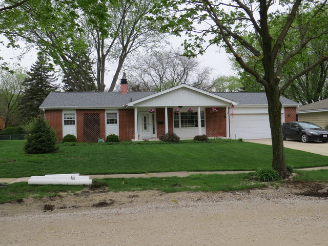 796 Carol Ave, Elgin, IL 60123 photo 1