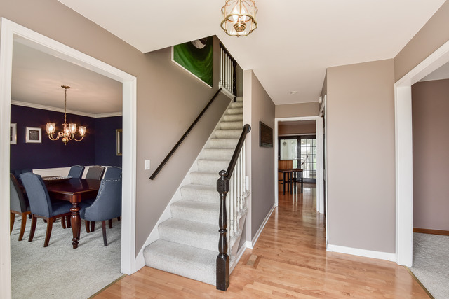 1435 Brandywine Cir, Algonquin, IL 60102 photo 2