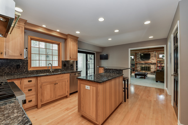 1435 Brandywine Cir, Algonquin, IL 60102 photo 4