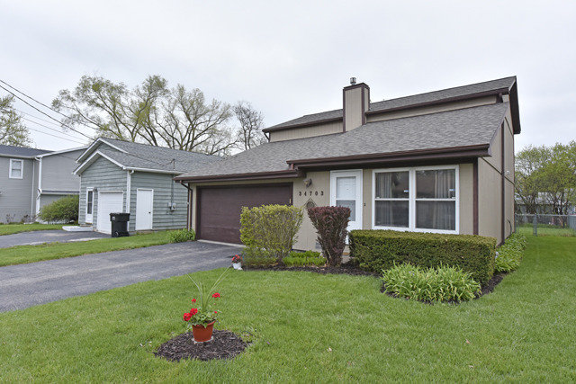 34703 N Long Ave, Ingleside, IL 60041 photo 1