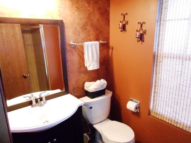 95 Longford Dr, Elgin, IL 60120 photo 8
