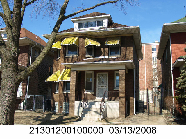 2608 E 74th Pl, Chicago, IL 60649 photo 1