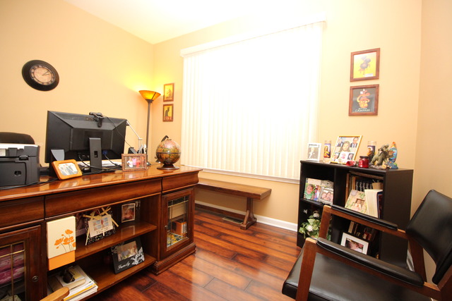 785 Citadel Ct, Des Plaines, IL 60016 photo 12
