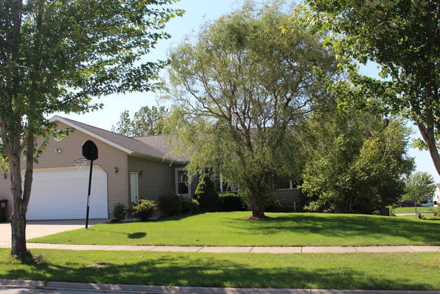 600 Kennedy St, Marengo, IL 60152 photo 1