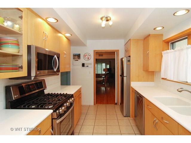 732 Selborne Rd, Riverside, IL 60546 photo 7