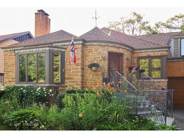 732 Selborne Rd, Riverside, IL 60546 photo 2