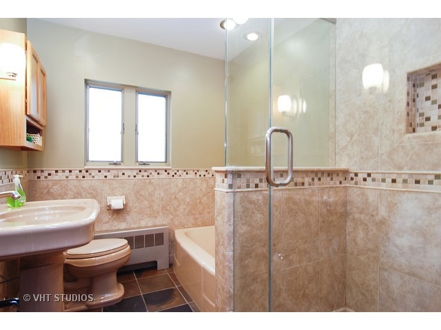 732 Selborne Rd, Riverside, IL 60546 photo 10