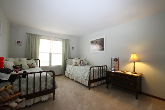 2415 Eisenhower Blvd, Mchenry, IL 60051 photo 14