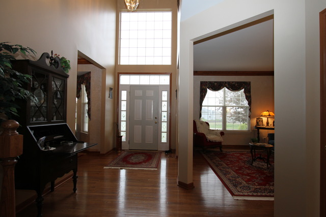 2415 Eisenhower Blvd, Mchenry, IL 60051 photo 3