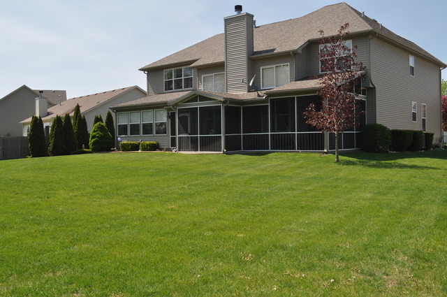 2415 Eisenhower Blvd, Mchenry, IL 60051 photo 24