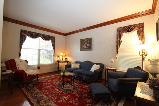 2415 Eisenhower Blvd, Mchenry, IL 60051 photo 9