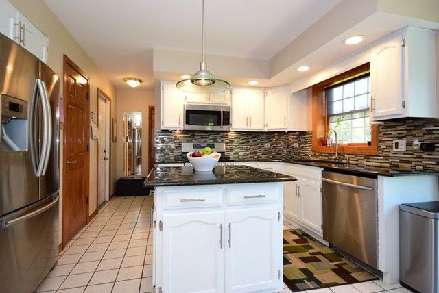 2500 Doncaster Dr, Aurora, IL 60504 photo 22