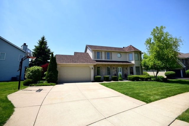 2500 Doncaster Dr, Aurora, IL 60504 photo 2