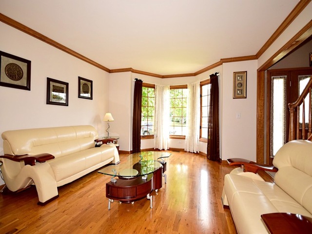 2500 Doncaster Dr, Aurora, IL 60504 photo 5
