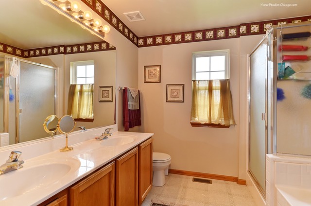 2226 Ashby Ln, Plainfield, IL 60586 photo 14