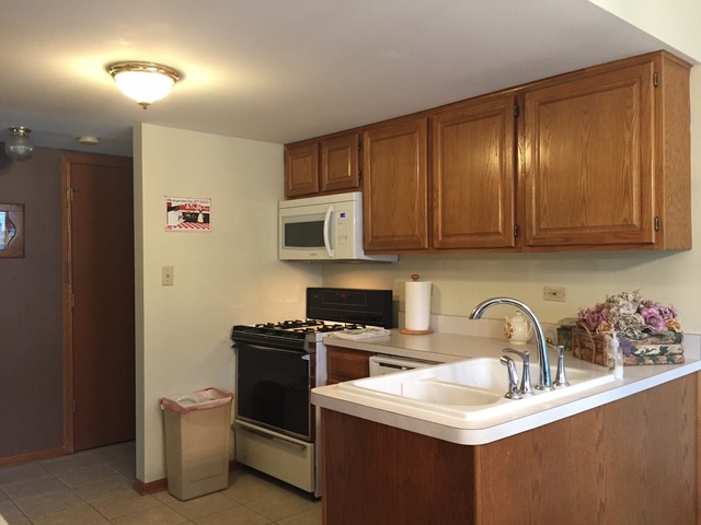 1416 Root St, Crest Hill, IL 60403 photo 6