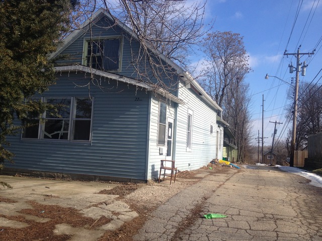 221 Barton St, Spring Valley, IL 61362 photo 1