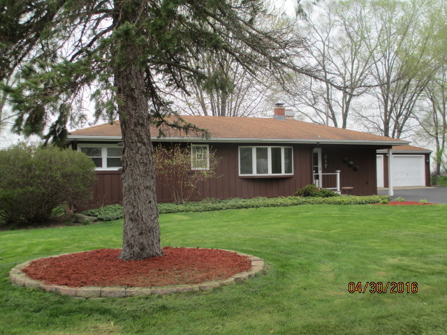 217 Hill Rd, Mchenry, IL 60051 photo 1